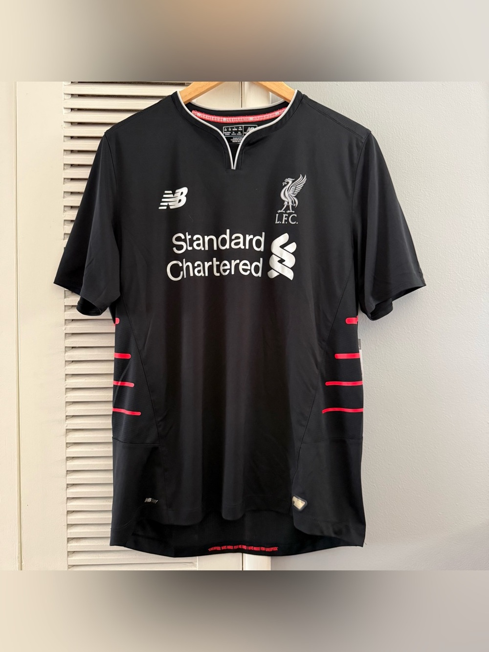 New Balance Black Liverpool FC Men's Training Jersey with Pink Accents Large